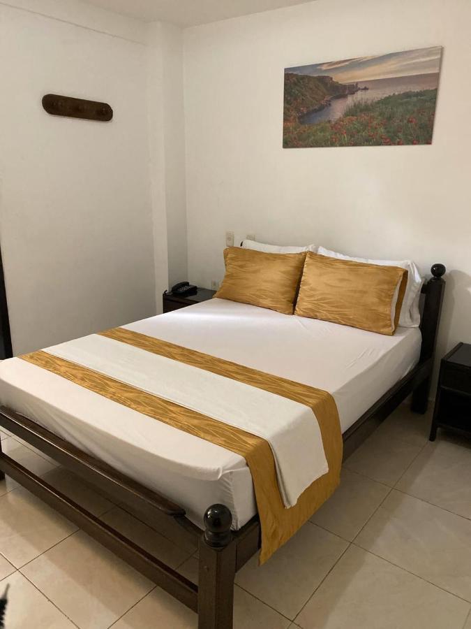 Hotel Santa Sofia Bucaramanga Bagian luar foto